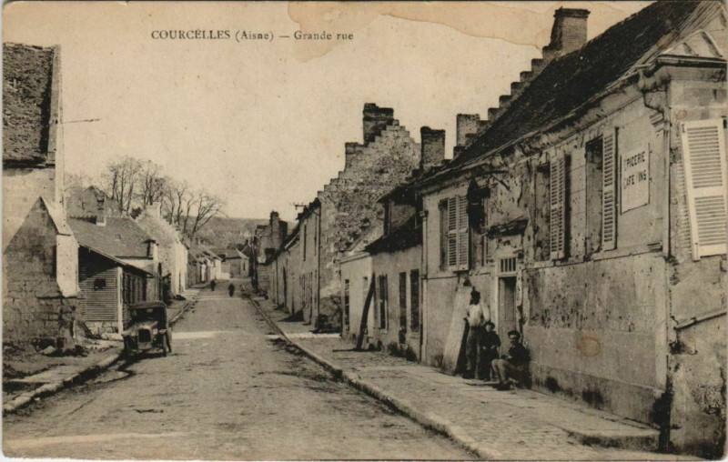 Carte postale ancienne Courcelles - Grande Rue à Urcel