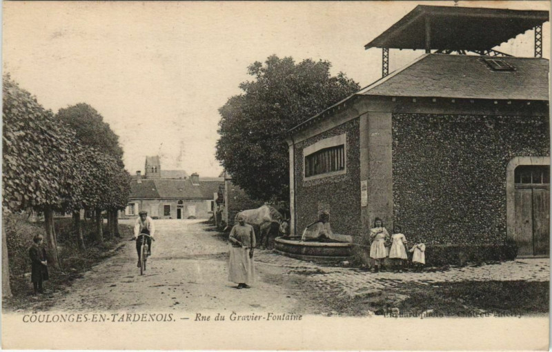 Carte postale ancienne Coulonges-en-Tardenois - Rue de Gravier-Fontaine