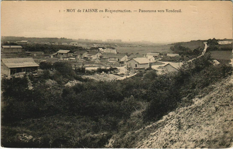 Carte postale ancienne Moy de l'Aisne en Reconstruction - Panorama vers Vendeuil à Vendeuil