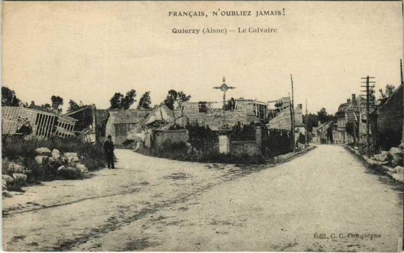 Carte postale ancienne Quierzy - Le Calvaire à Quierzy