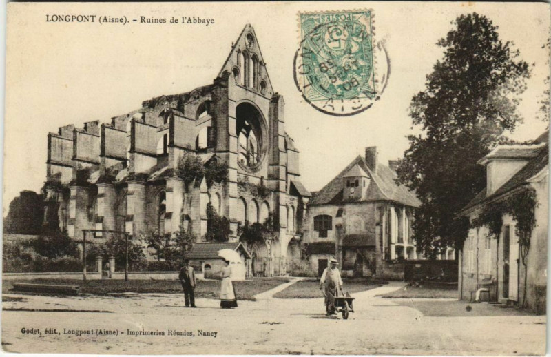 Carte postale ancienne Longpont - Ruines de l'Abbaye à Longpont