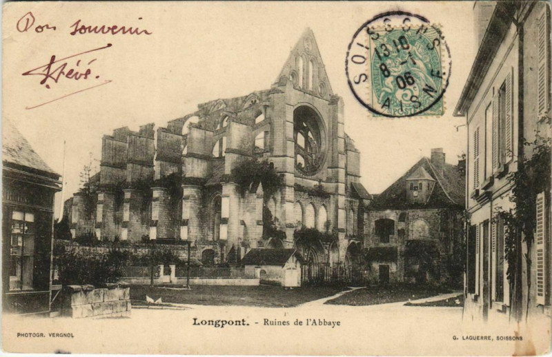 Carte postale ancienne Longpont - Ruines de l'Abbaye à Longpont