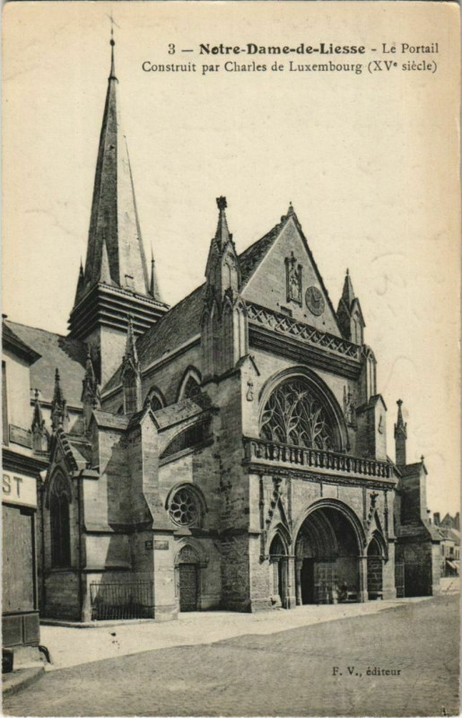 Carte postale ancienne Notre-Dame-de-Liesse - Le Portail