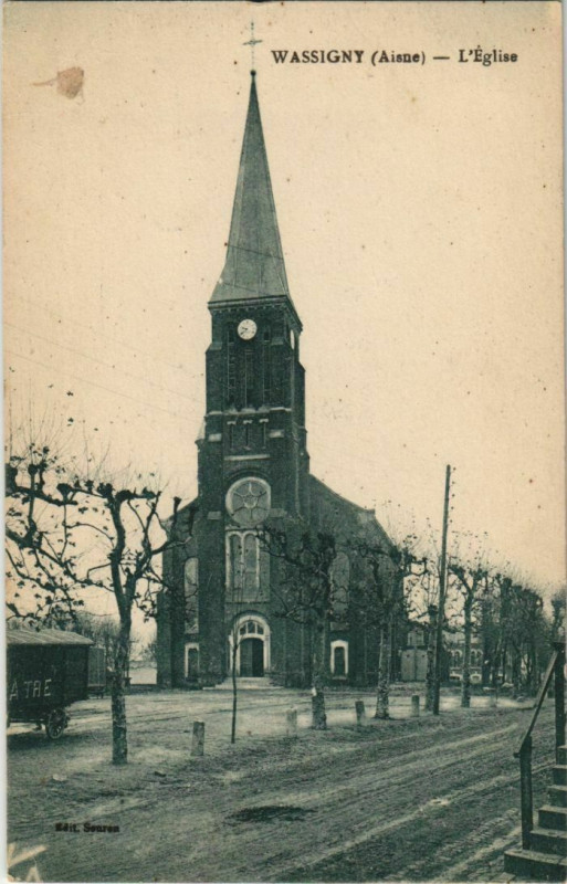 Carte postale ancienne Wassigny - L'Eglise à Wassigny