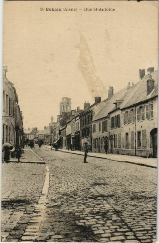 Carte postale ancienne Bohain - Rue Saint-Antoine