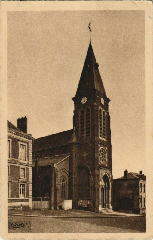 Carte postale ancienne Le Nouvion-en-Thierache - L'Eglise au Nouvion-en-Thiérache