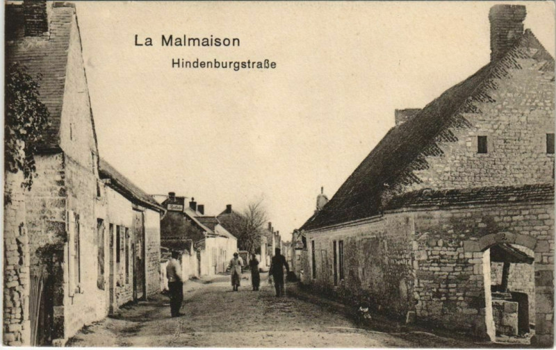 Carte postale ancienne La Malmaison - Hindenburgstrasse à La Malmaison