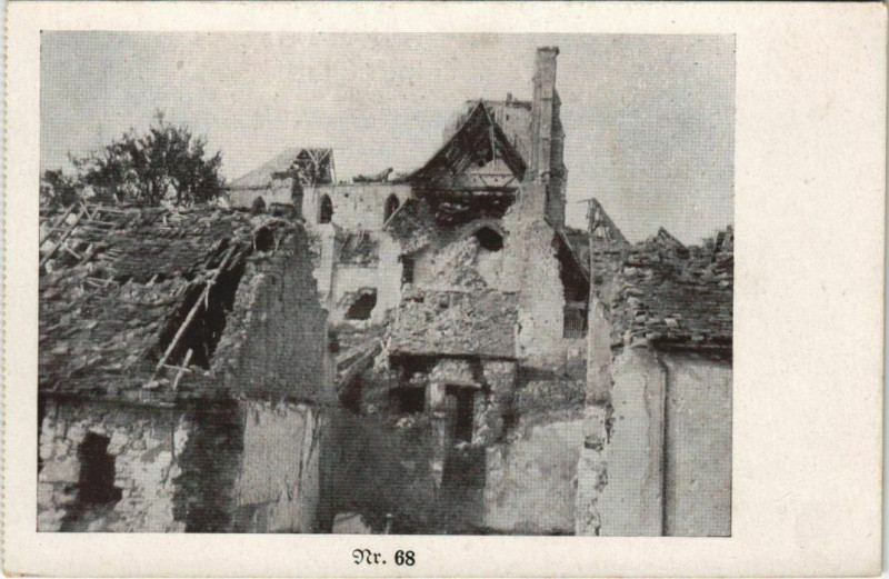 Carte postale ancienne Aisne - Village Scene - Ruines