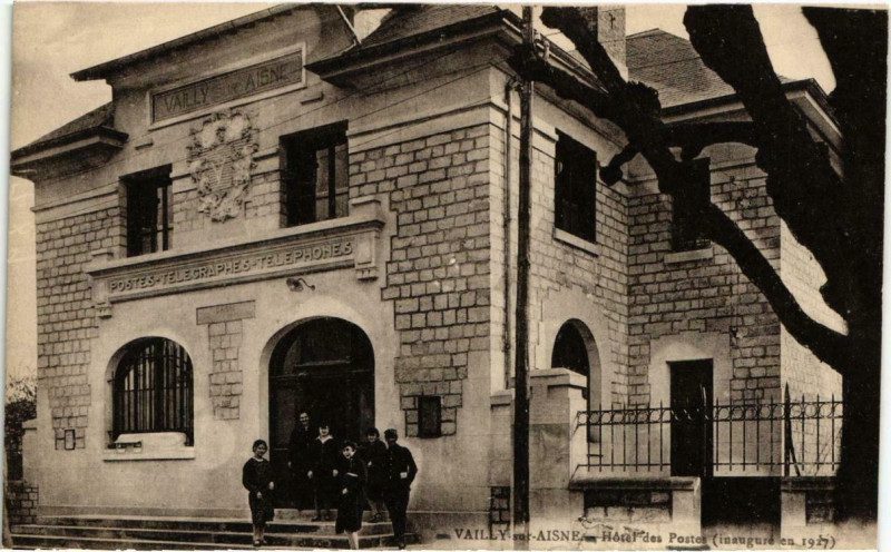 Carte postale ancienne Vailly-sur-Aisne (Dep.02) Hotel des Postes à Vailly-sur-Aisne