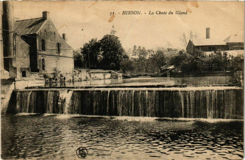 Carte postale ancienne Hirson La Chute du Gland à Hirson