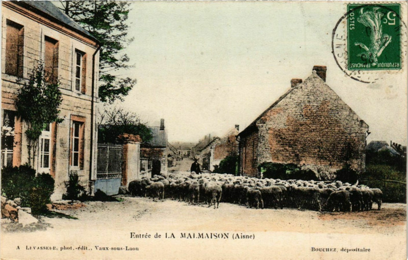 Carte postale ancienne Entrée de La Malmaison à La Malmaison