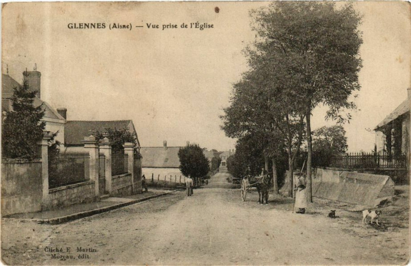 Carte postale ancienne Glennes Vue prise de l' Eglise