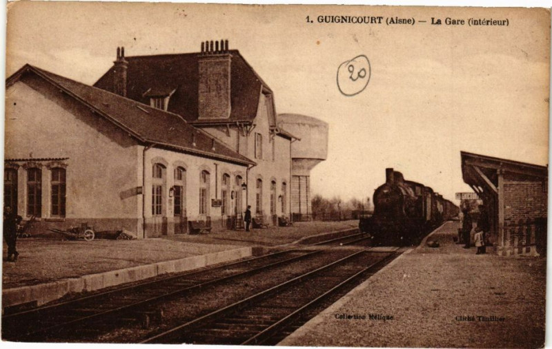 Carte postale ancienne La Gare La Gare