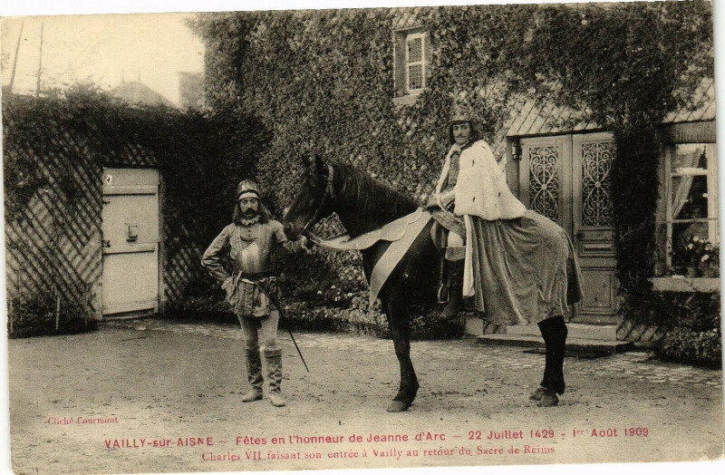 Carte postale ancienne Vailly-sur-Aisne Fetes en l'honneur de Jeanne d'Arc à Vailly-sur-Aisne