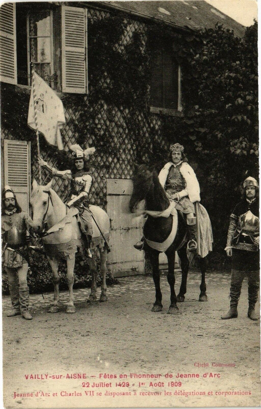 Carte postale ancienne Vailly-sur-Aisne Fetes en l'honneur de Jeanne d'Arc à Vailly-sur-Aisne