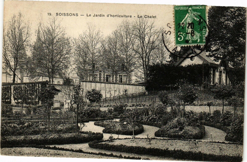 Carte postale ancienne Soissons Le jardin d'horticulture à Soissons