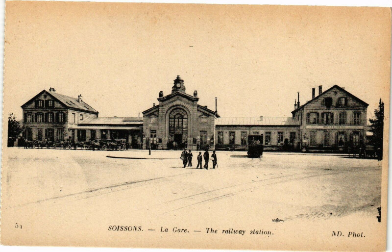 Carte postale ancienne Soissons La gare à Soissons