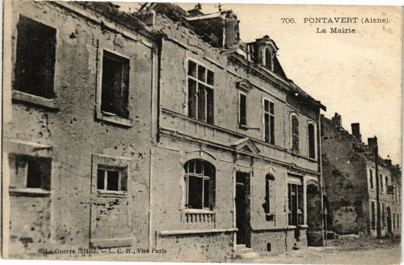Carte postale ancienne Pontavert La Mairie à Pontavert