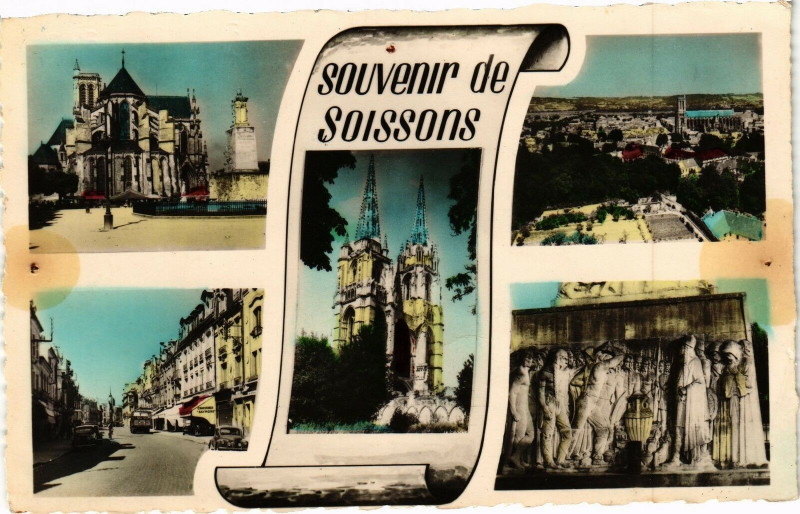 Carte postale ancienne Soissons Souvenir de à Soissons