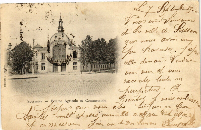 Carte postale ancienne Soissons Bourse agricole et commerciale à Soissons