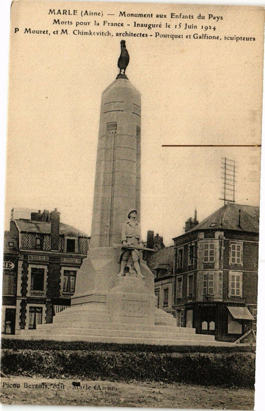 Carte postale ancienne Marle Monument aux enfants à Marle