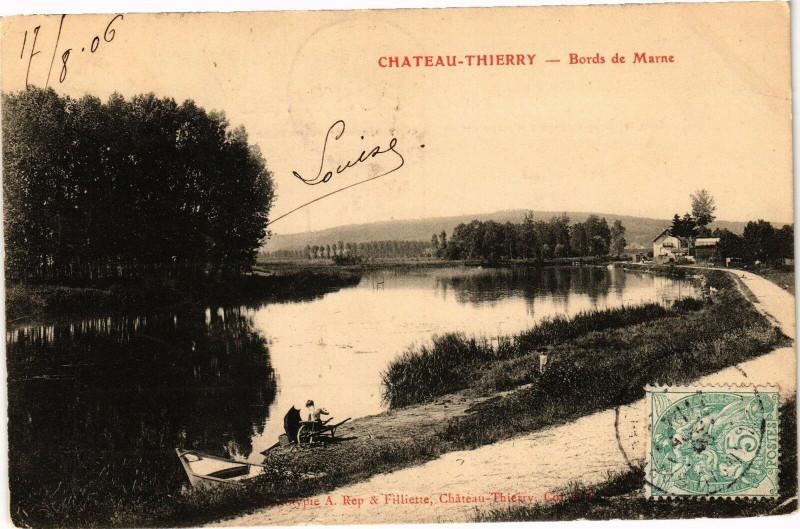 Carte postale ancienne Chateau-Thierry Bords de Marne à Château-Thierry