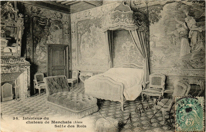 Carte postale ancienne Interieur du chateau de Marchais Salle de Rois à Marchais