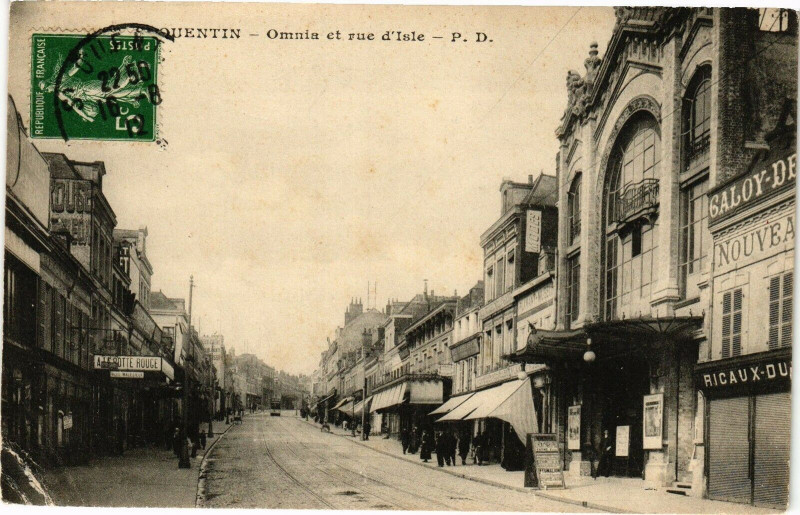 Carte postale ancienne Saint-Quentin Omnia et rue d'Isle à Saint-Quentin