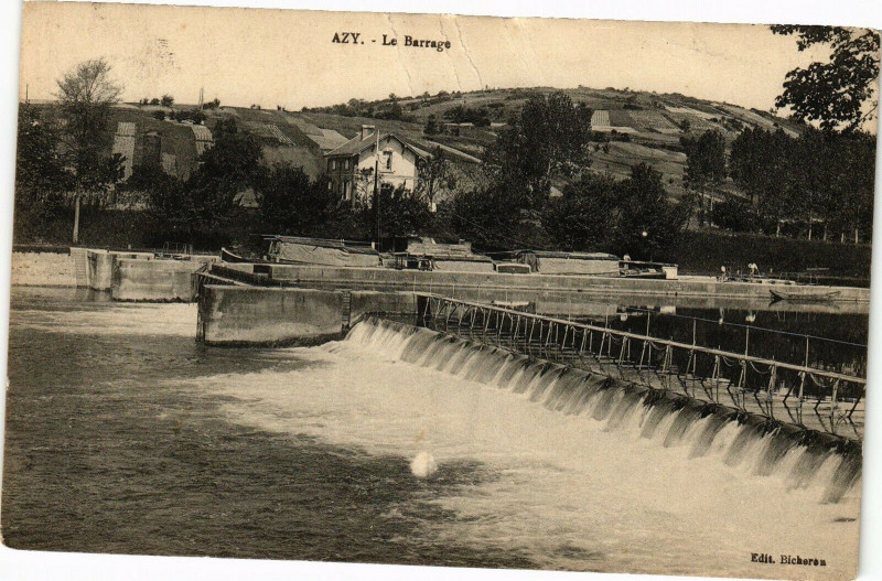 Carte postale ancienne Azy Le Barrage