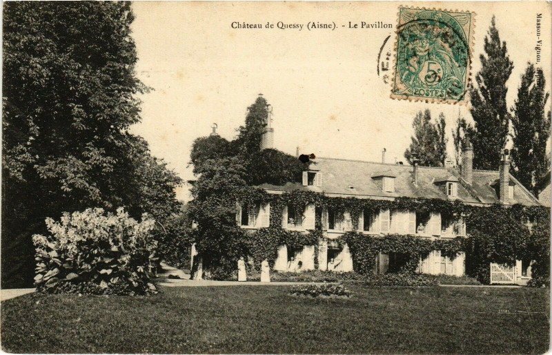 Carte postale ancienne Chatesu de Quessy Le Pavillon