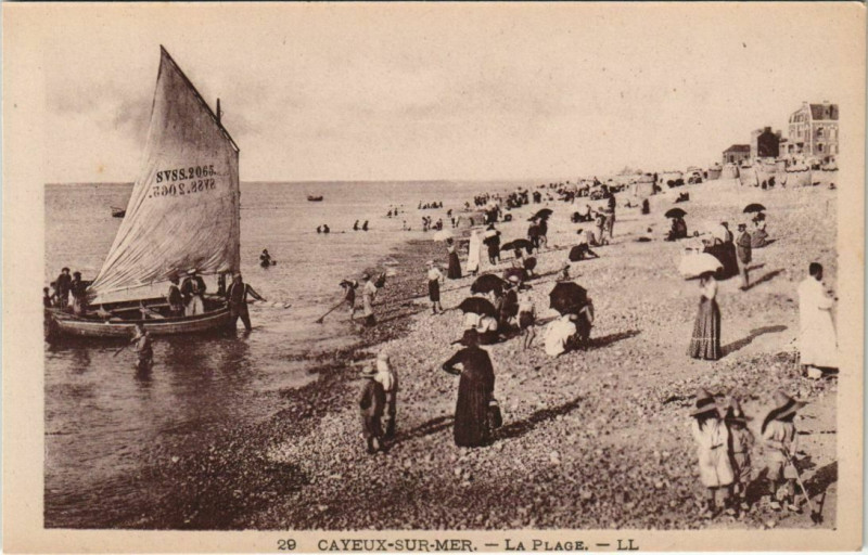 Carte postale ancienne Cayeux-sur-Mer La Plage à Cayeux-sur-Mer