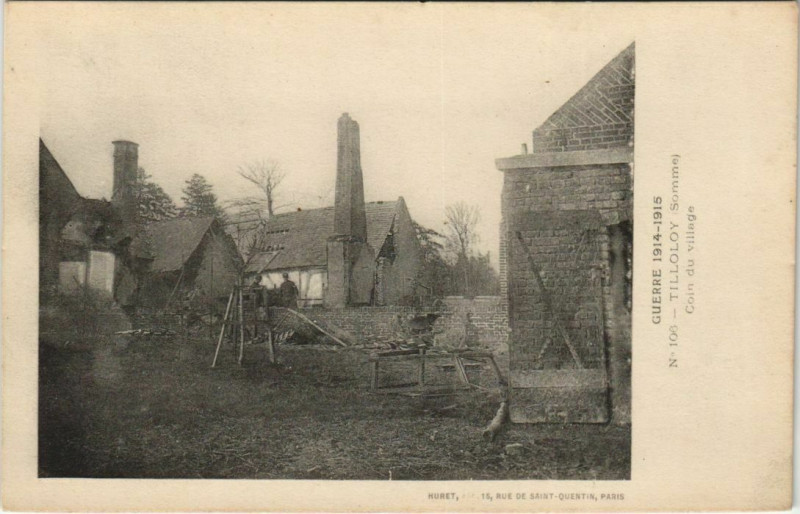 Carte postale ancienne Guerre Military Tilloloy Coin du village à Tilloloy