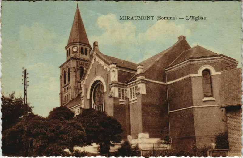 Carte postale ancienne Miraumont Eglise à Miraumont