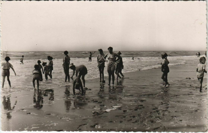 Carte postale ancienne Cayeux-sur-Mer La Plage à Cayeux-sur-Mer