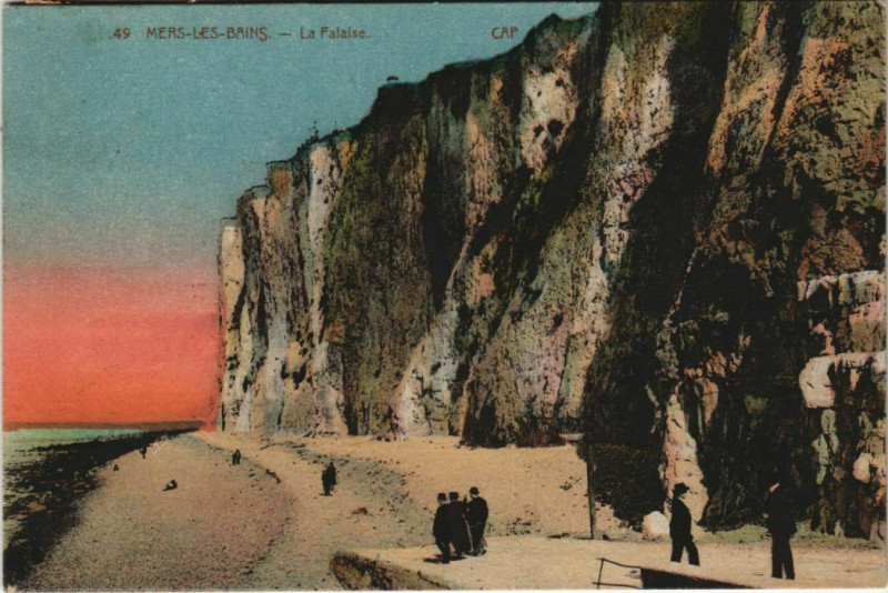 Carte postale ancienne Mers-les-Bains La Falaise à Mers-les-Bains