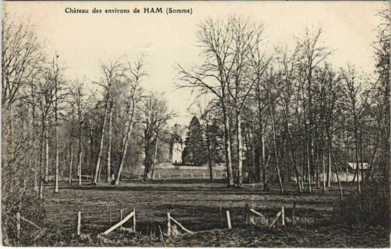 Carte postale ancienne Chateau de Ham à Ham