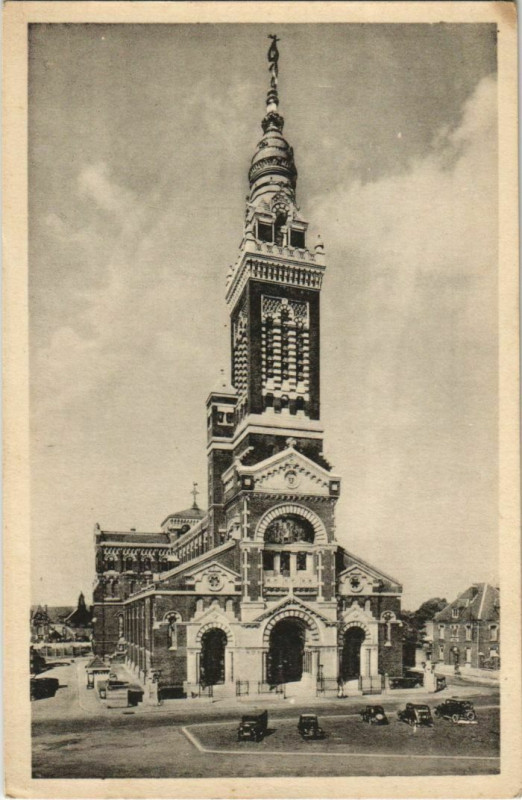 Carte postale ancienne Albert la Basilique à Albert