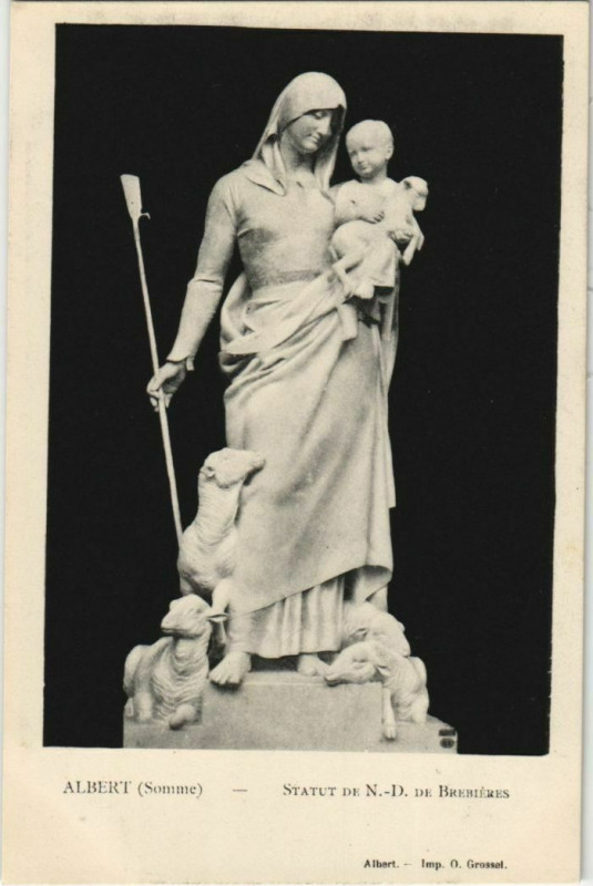 Carte postale ancienne Albert statue de N.-D. de Brebieres à Albert