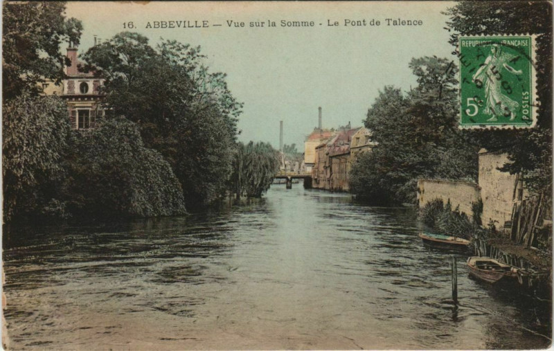 Carte postale ancienne Abbeville Vue sur la Somme à Abbeville