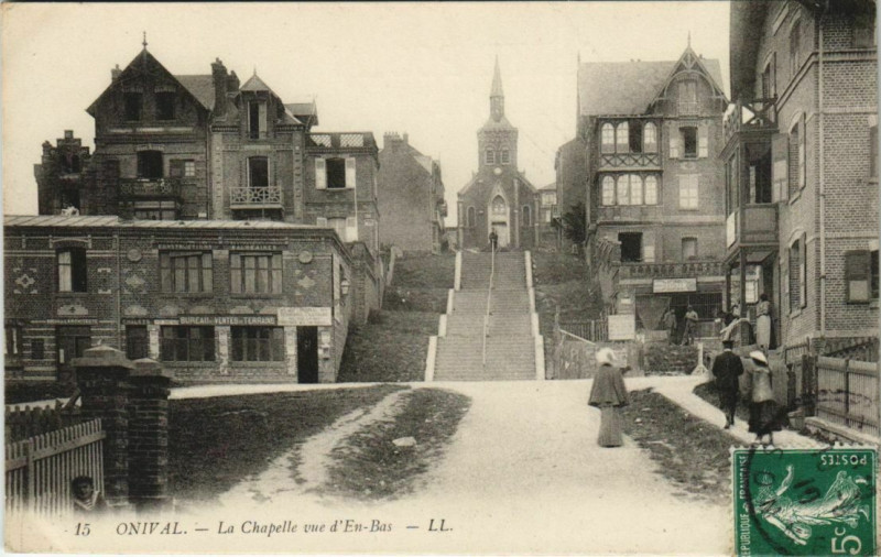 Carte postale ancienne Onival-Sur-Mer La Chapelle vue d'En bas