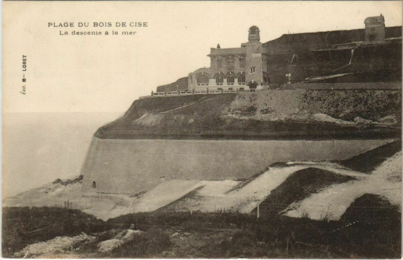 Carte postale ancienne Plage du Bois-de-Cise La descente a la mer