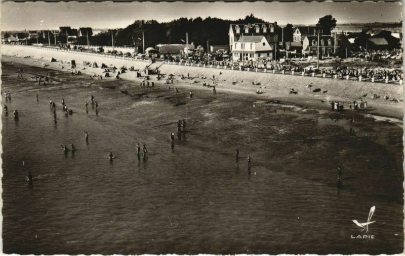 Carte postale ancienne Le Crotoy La Plage au Crotoy
