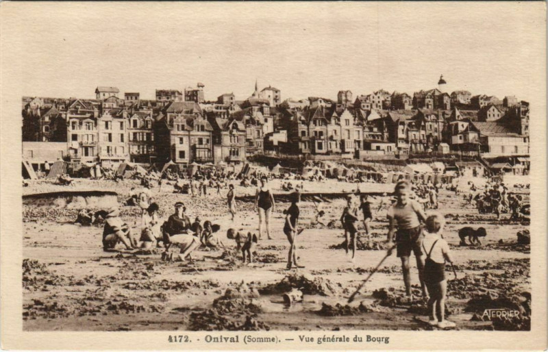 Carte postale ancienne Onival-Sur-Mer Vue générale du Bourg