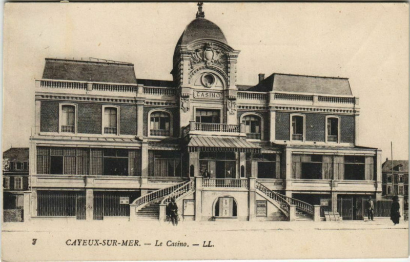 Carte postale ancienne Cayeux-sur-Mer lE Casino à Cayeux-sur-Mer