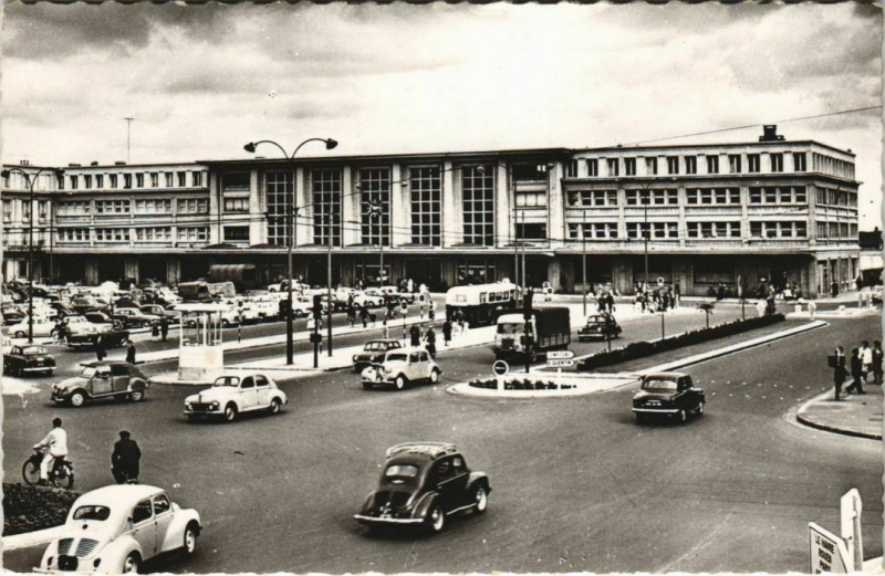 Carte postale ancienne Amiens La Gare du Nord à Amiens