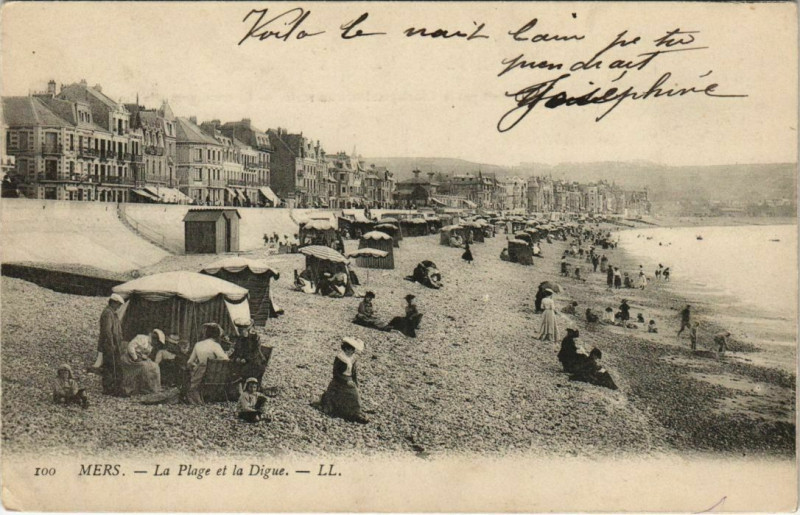 Carte postale ancienne Mers-les-Bains La Plage et la Digue à Mers-les-Bains