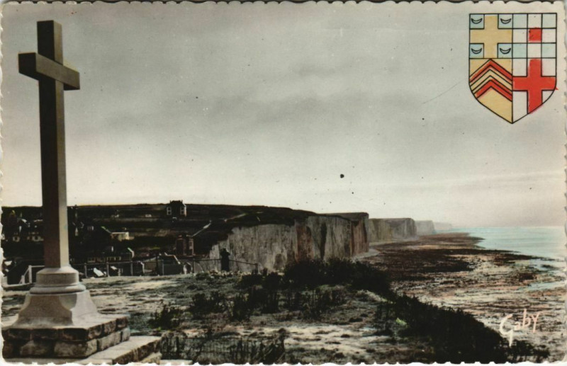 Carte postale ancienne Ault Le Calvaire les Falaises à Ault