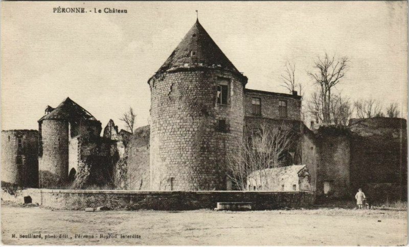 Carte postale ancienne Peronne Le Chateau à Péronne