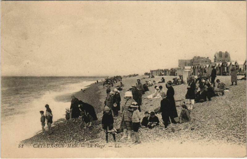 Carte postale ancienne Cayeux-sur-Mer La Plage à Cayeux-sur-Mer