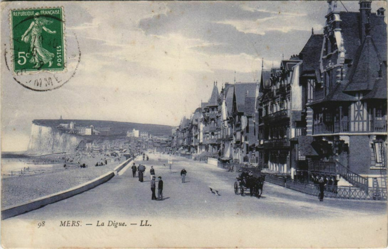 Carte postale ancienne Mers-les-Bains la Digue à Mers-les-Bains